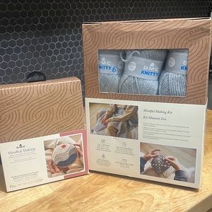 THE MOUNTAIN MEDITATION PUNCH NEEDLE KIT w/ THE COMFORTING BLANKET CROCHET KIT